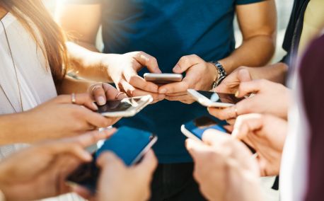 How to Reach the RIGHT People With Ads (Step-by-Step for Beginners)